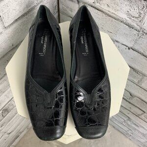 Vintage Roberto Capucci Croc Embossed Black Patent Leather Square Toe Loafer